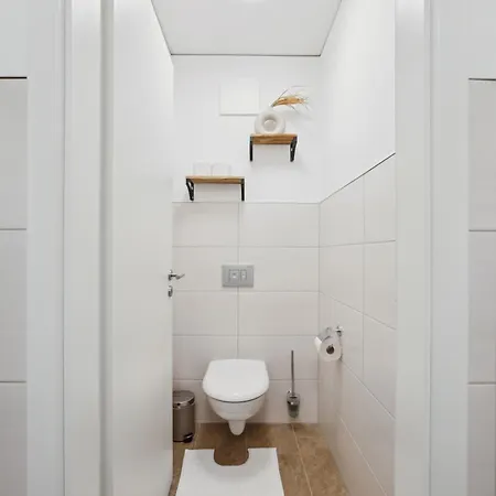 Sali Homes Spacious Apartment With Terrace In City Center Bayreuth Exterior photo