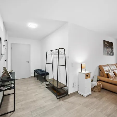Sali Homes Spacious Apartment With Terrace In City Center Bayreuth Exterior photo