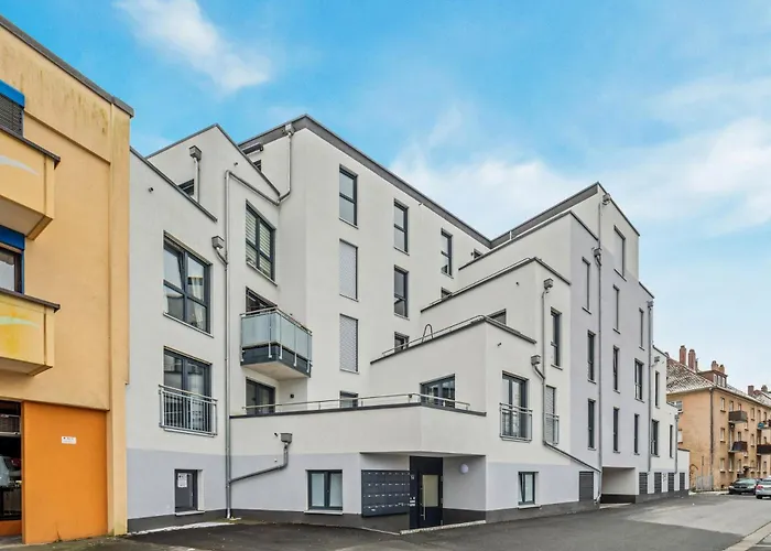 Sali Homes Spacious Apartment With Terrace In City Center