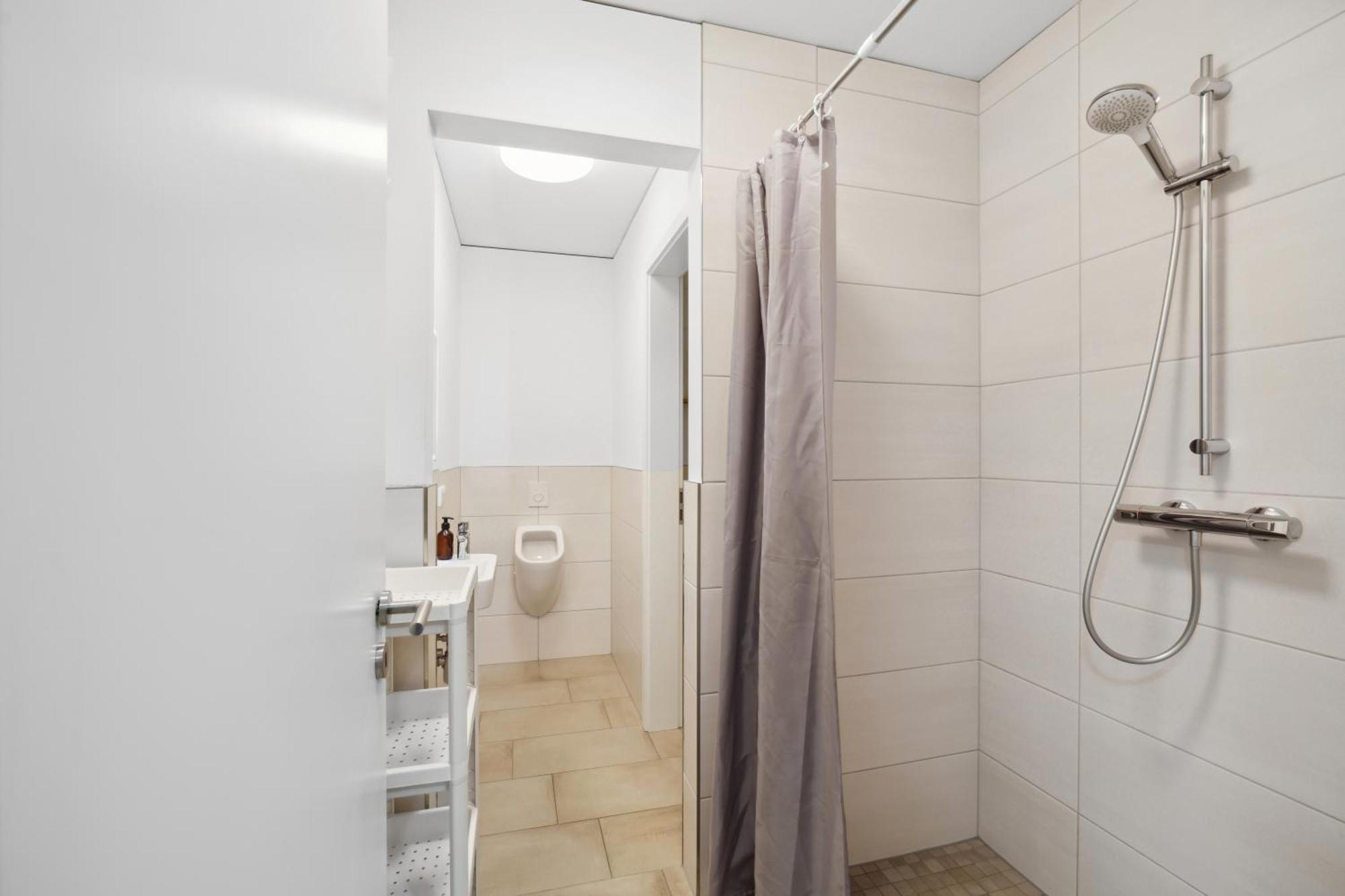 Appartement Sali Homes Spacious With Terrace In Center